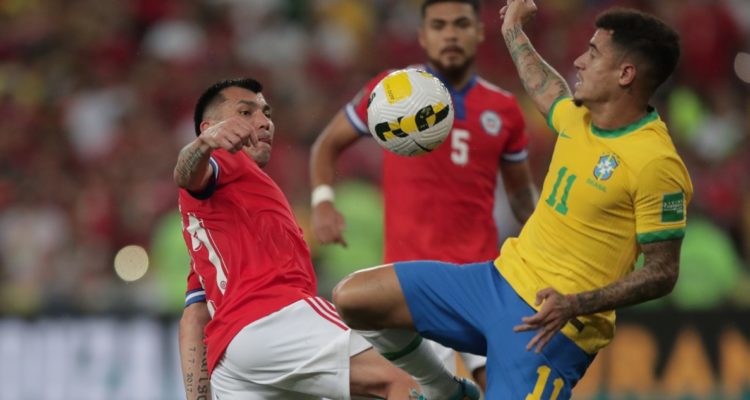 Gary Medel vs Brasil.