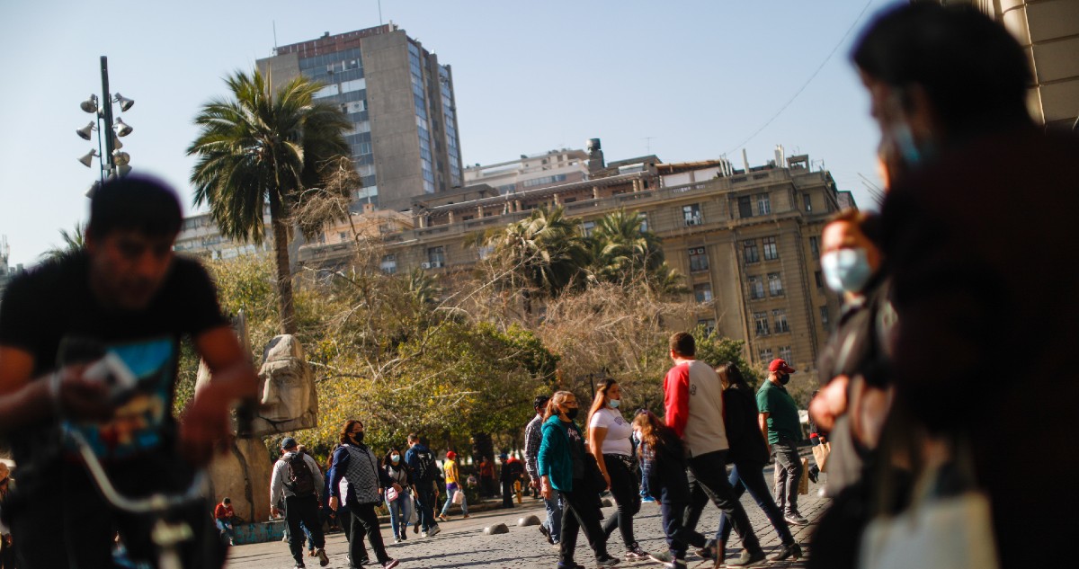 Desempleo en Chile llega a 7,5% y tasa de ocupación informal se mantiene en altos niveles