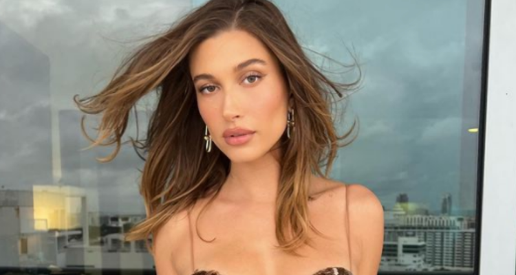 Hailey Bieber