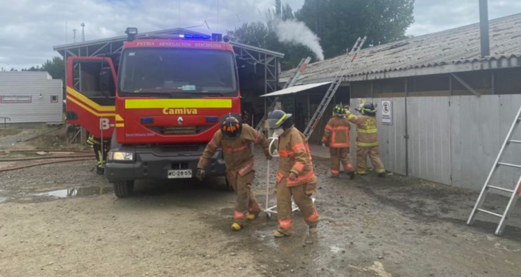 Un incendio afecta al Hospital San Vicente de Arauco: 16 pacientes serán trasladados