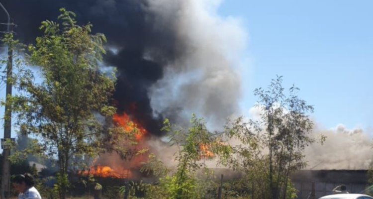 incendio destruye vivienda en san vicente de tagua tagua