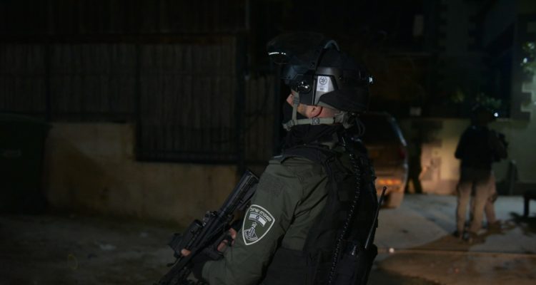 Contexto de un policía en Israel.