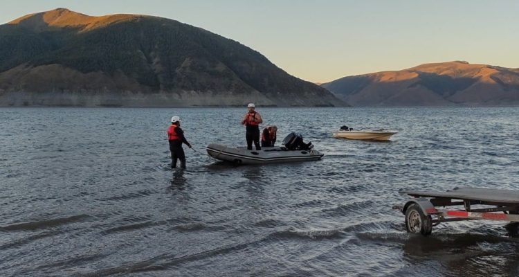 lancha volcó laguna laja