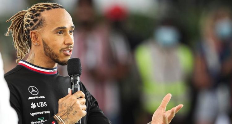 Lewis Hamilton y un positivo (y optimista mensaje)
