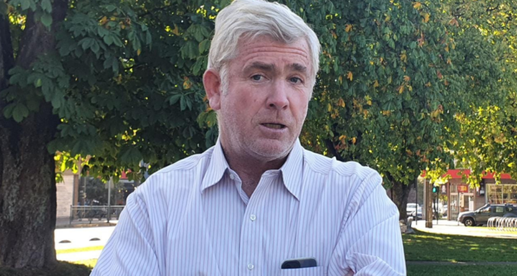 Jorge Luchsinger por beneficio a primos Tralcal: “Confío que el informe de Gendarmería es Técnico”