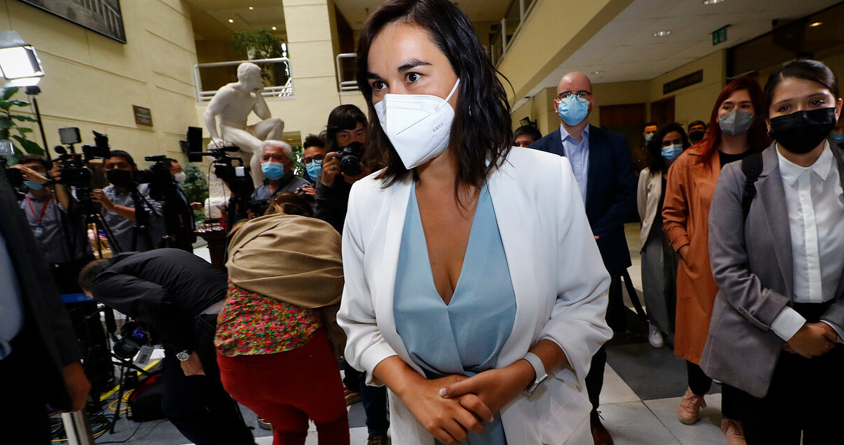 Polémica por manual para la prensa anunciado por la ministra Siches