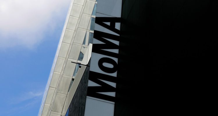 Caos en el Museo de Arte Moderno de Nueva York: fue evacuado tras apuñalamientos en su interior