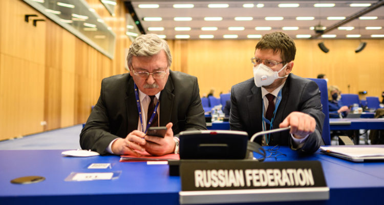 OIEA descarta que Ucrania desarrolle armas nucleares, como acusa Rusia