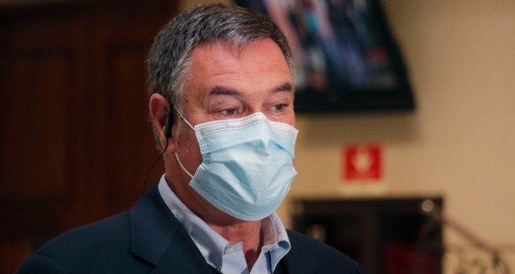 Ossandón contra la UDI por presidencia del Senado