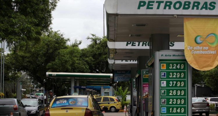 Precios combustibles en Brasil