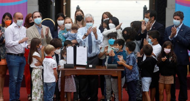 Presidente Piñera promulgó la Ley de Garantías de Derechos de la Niñez