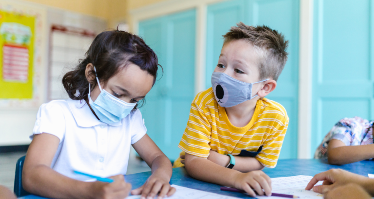 mascarillas-niños-clases