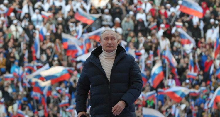 Vladimir Putin tras defender la guerra ante sus seguidores.