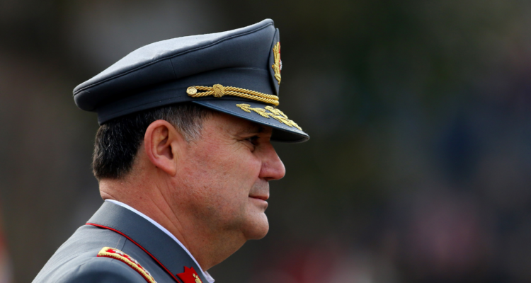 Excomandante en jefe del ejercito ricardo martinez