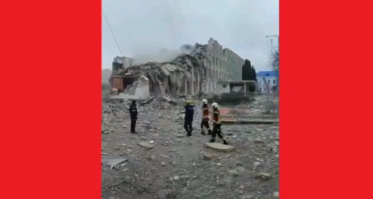 Escuela destruida en Ucrania
