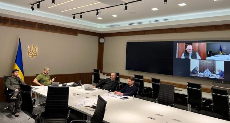 Fotografía de las negociaciones telemáticas pasadas.