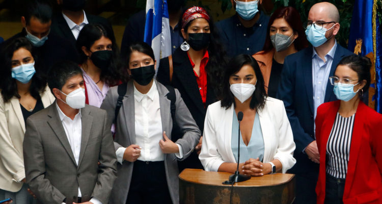 Siches valoró prórroga de Estado de Excepción en la Cámara pese a voto en contra de diputadas PC