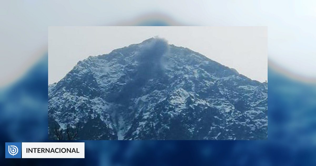 Combattente militare si precipita contro una montagna in Italia: evacuati i residenti |  Internazionale
