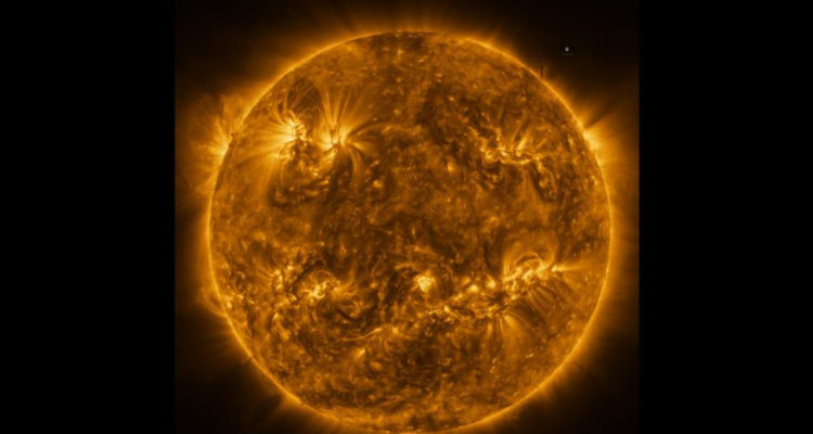 Imagen del Sol captada por la misión Solar Orbiter