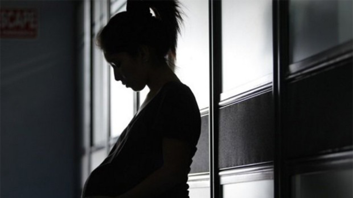 Su padrastro la embarazó 3 veces, tras violarla , en Misiones, Argentina. Obtuvo pírrica condena.