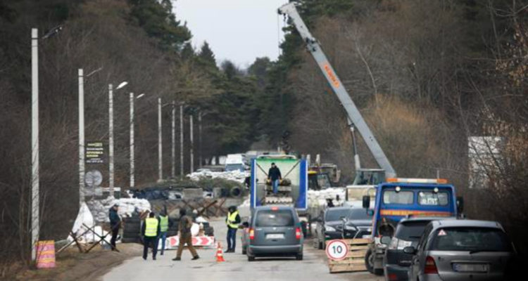 Suspenden los dos primeros corredores humanitarios y la evacuación de civiles en Ucrania