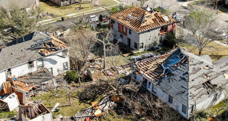 Al menos dos muertos deja paso de tornados en Nueva Orleans y Texas