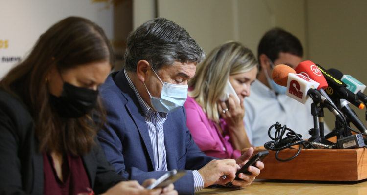 UDI acusó “motivos políticos” tras salida de 14 directores de Servicios de Salud: “Es irresponsable”