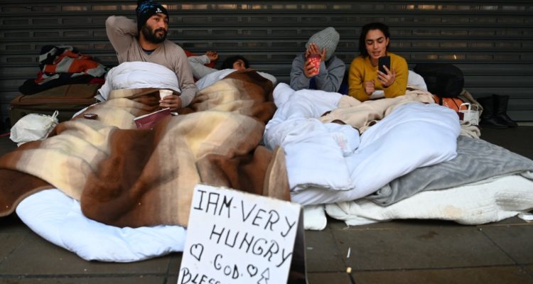 Ante aumento de costo de vida: En Reino Unido 1,3 millones de personas podría caer en la pobreza
