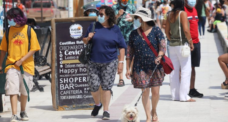 uso de mascarilla en espacios abiertos