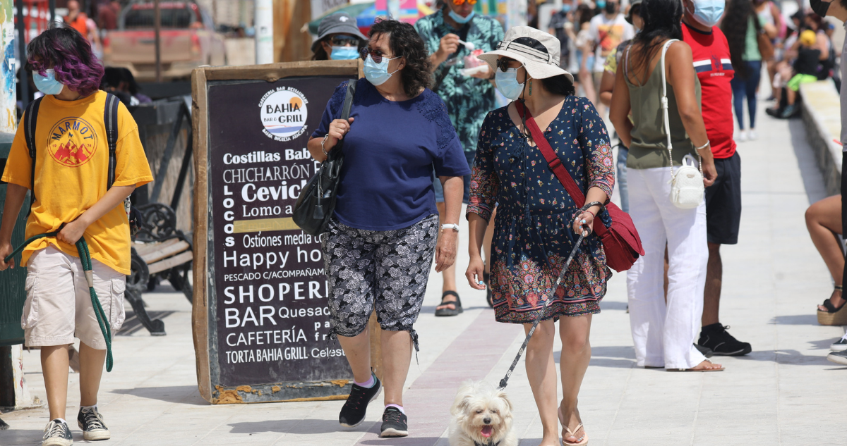 uso de mascarilla en espacios abiertos