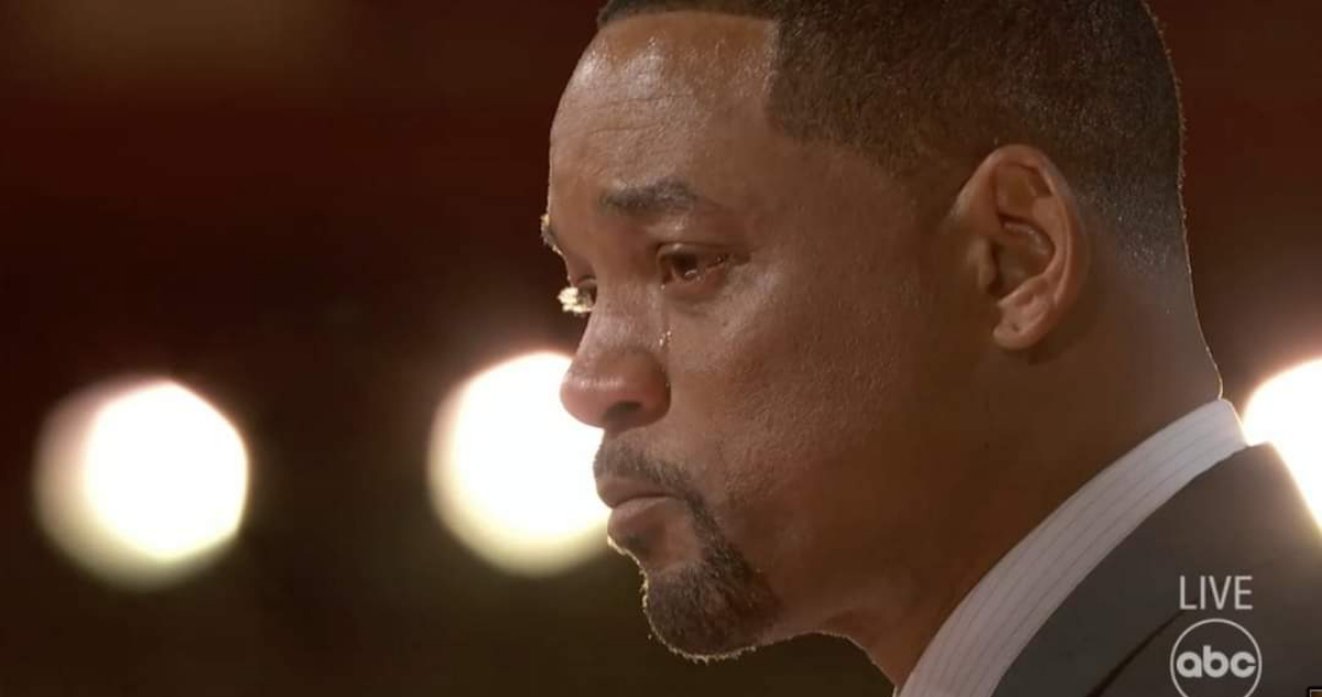 Will Smith rompe en llanto en medio de su discurso a Mejor Actor en los Óscar 2022.