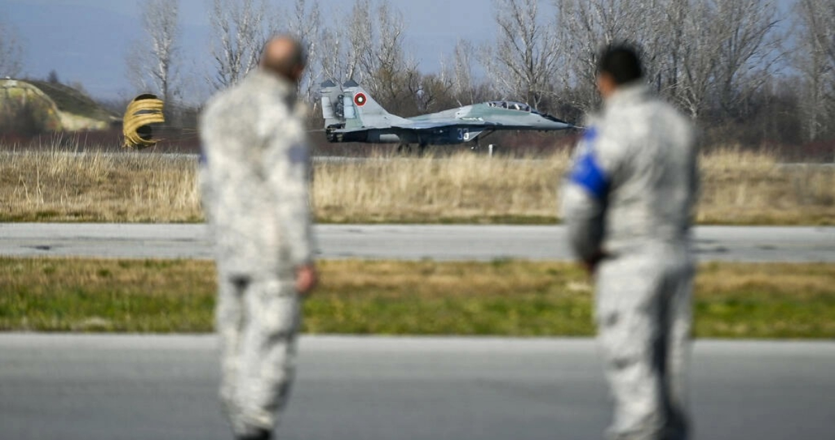 Zelensky pide a la OTAN solventar el destino de aviones polacos Estamos en guerra, no hay tiempo