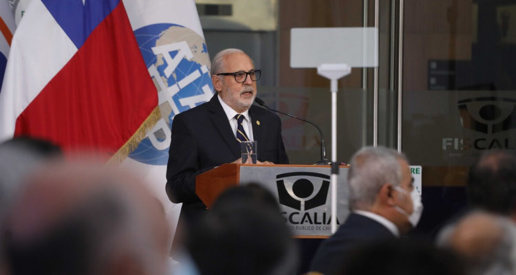 Abbott defendió figura del fiscal nacional ante cambios propuestos por la Convención