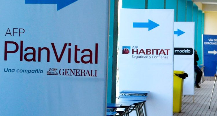 Las trabas logísticas que advierten las AFP ante posibilidad de más retiros de fondos