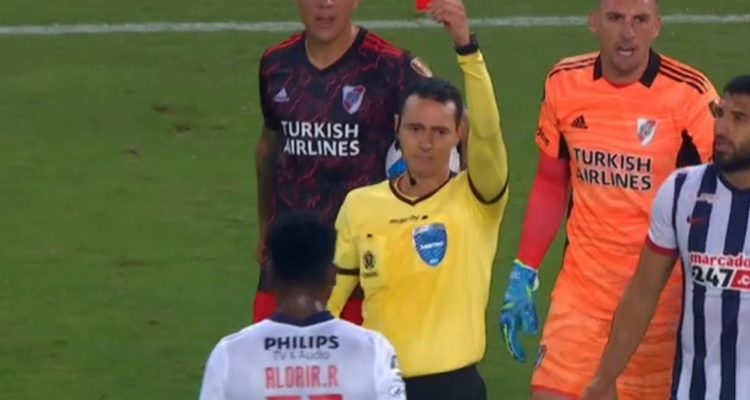 Alianza Lima perdió a Aldair Rodríguez por cinco partidos.