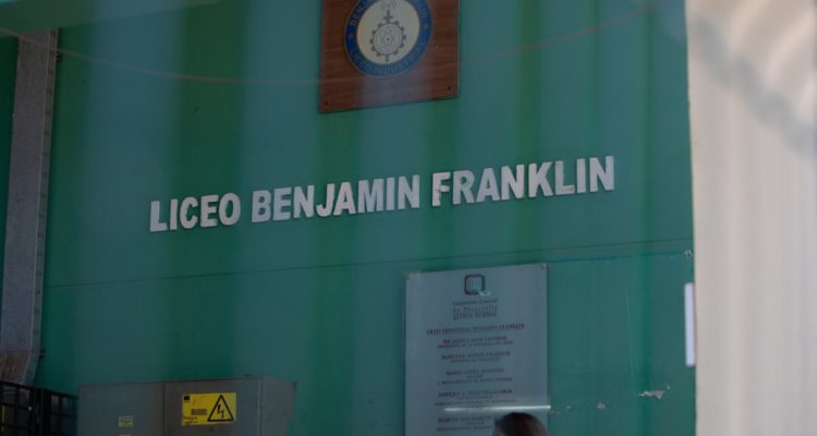 Amenaza de masacre en liceo de Quinta Normal