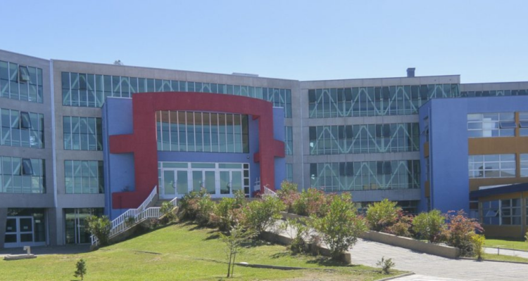 Colegio Almondale Lomas denuncia a la PDI amenazas contra estudiante.