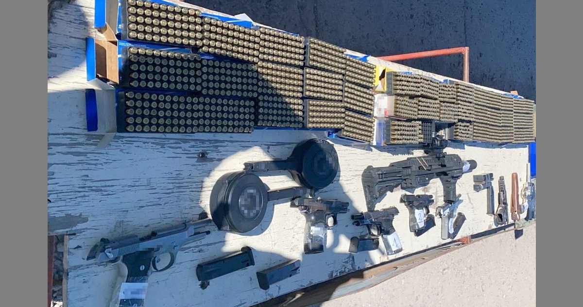 Armas y balas de contrabando a Chile