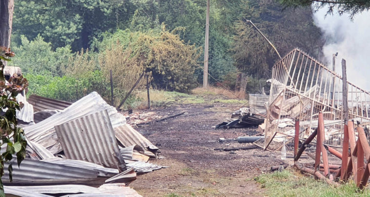 Ataque incendiario en Contulmo