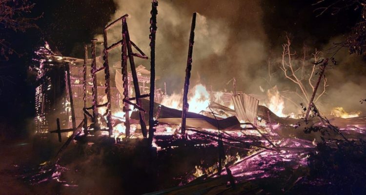 Gobierno se querella por ataque incendiario