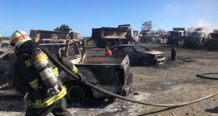 Gobierno por ataque incendiario en Los Álamos.