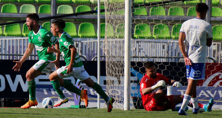 Audax derrotó a La U en Valparaíso.