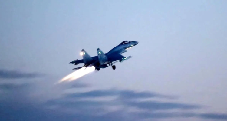 Un avión ruso en pleno vuelo.