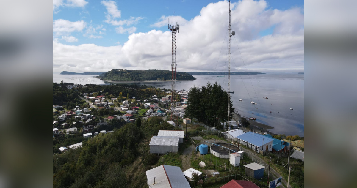 Quemchi: maniobras para desmontar antena con riesgo de caída continuarán este sábado