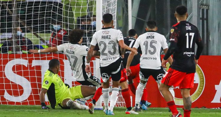 Colo Colo cayó con River Plate en duelo de Copa Libertadores
