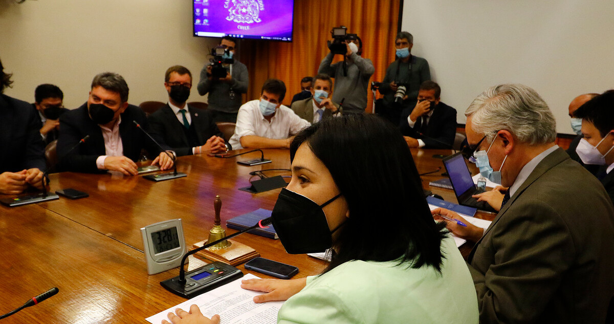 Comisión de Constitución realizará votación clave de proyectos por retiro de fondos previsionales