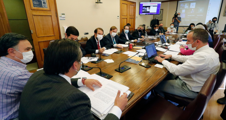 comision de hacienda aprueba quinto retiro del gobierno