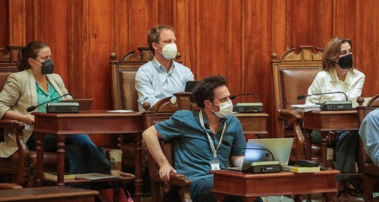 Convencionales votación antirreglamentaria