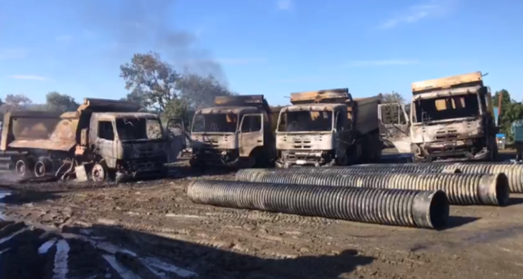 El detalle y la cronología de los 5 ataques que dejaron más de 30 vehículos destruidos en Los Álamos