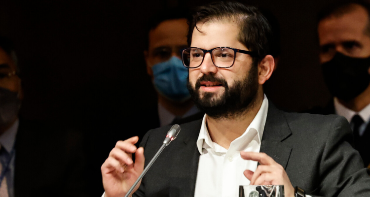 Declaran ilegal detención de hombre que lanzó piedra a Presidente Gabriel Boric en La Serena